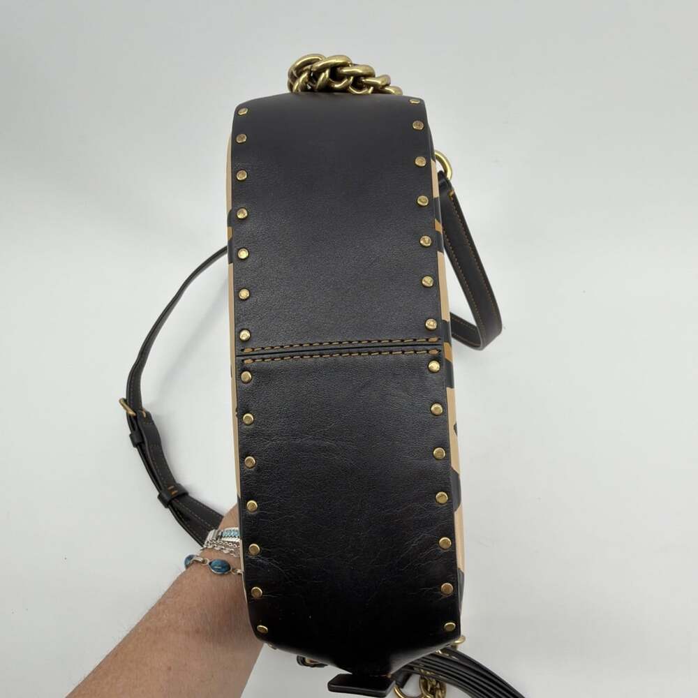 Coach Jamie Camera Bag in Signature Canvas with a Leopard Print Adjustable Strap - Picture 10 of 12